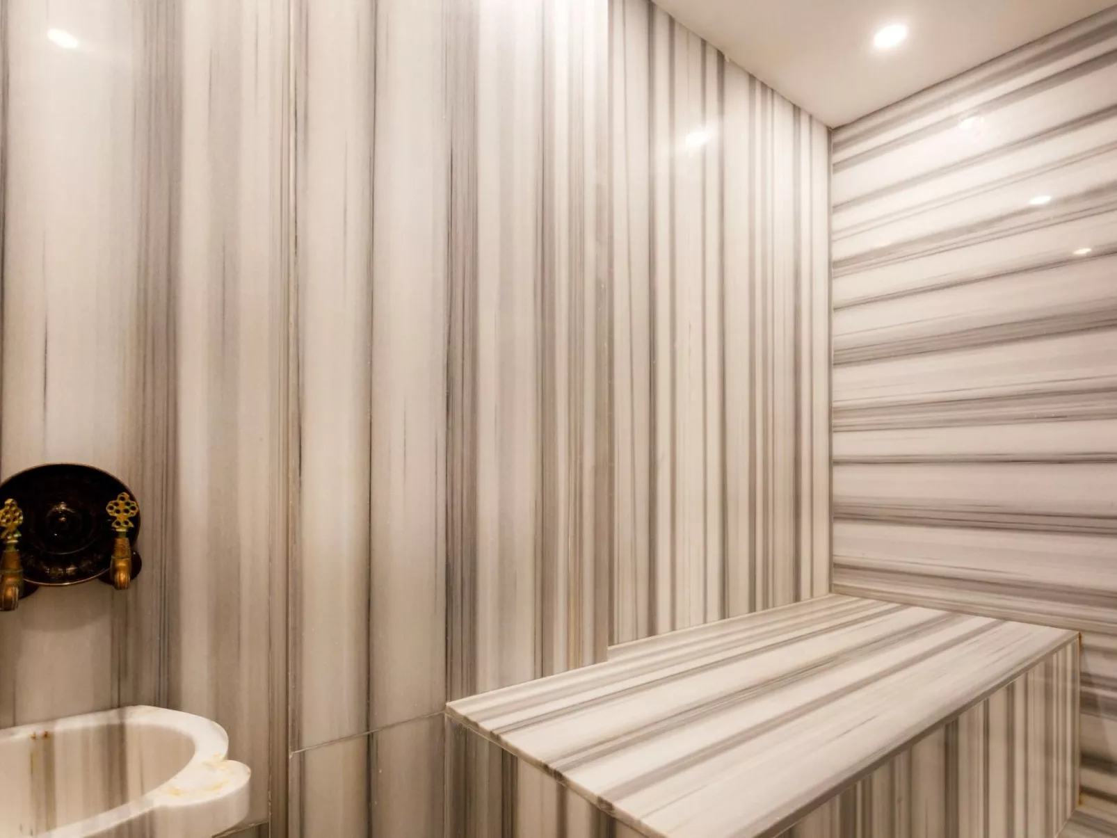 Villa Infinity Sky für 2 Personen und 2 Kinder-Dedans