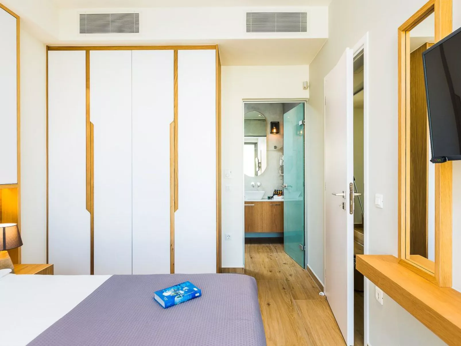 Villa Amelia I Kostenloser 8-Sitzer Mini-Van und Pool-Inside