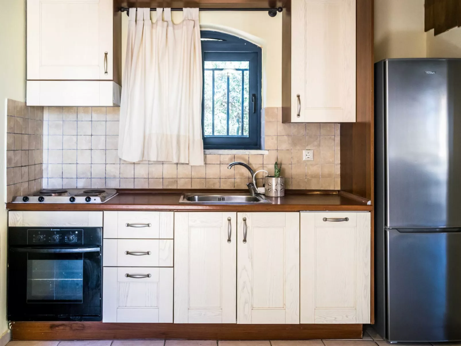 Niriides Villas_Nisso_ 2-Schlafzimmer privater Pool-Inside