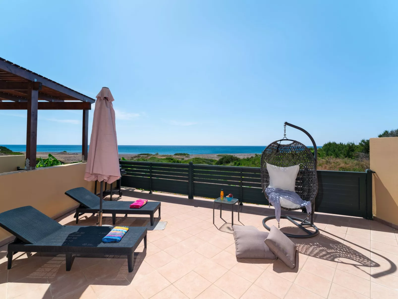 Mare Blu 1 am Strand-Inside