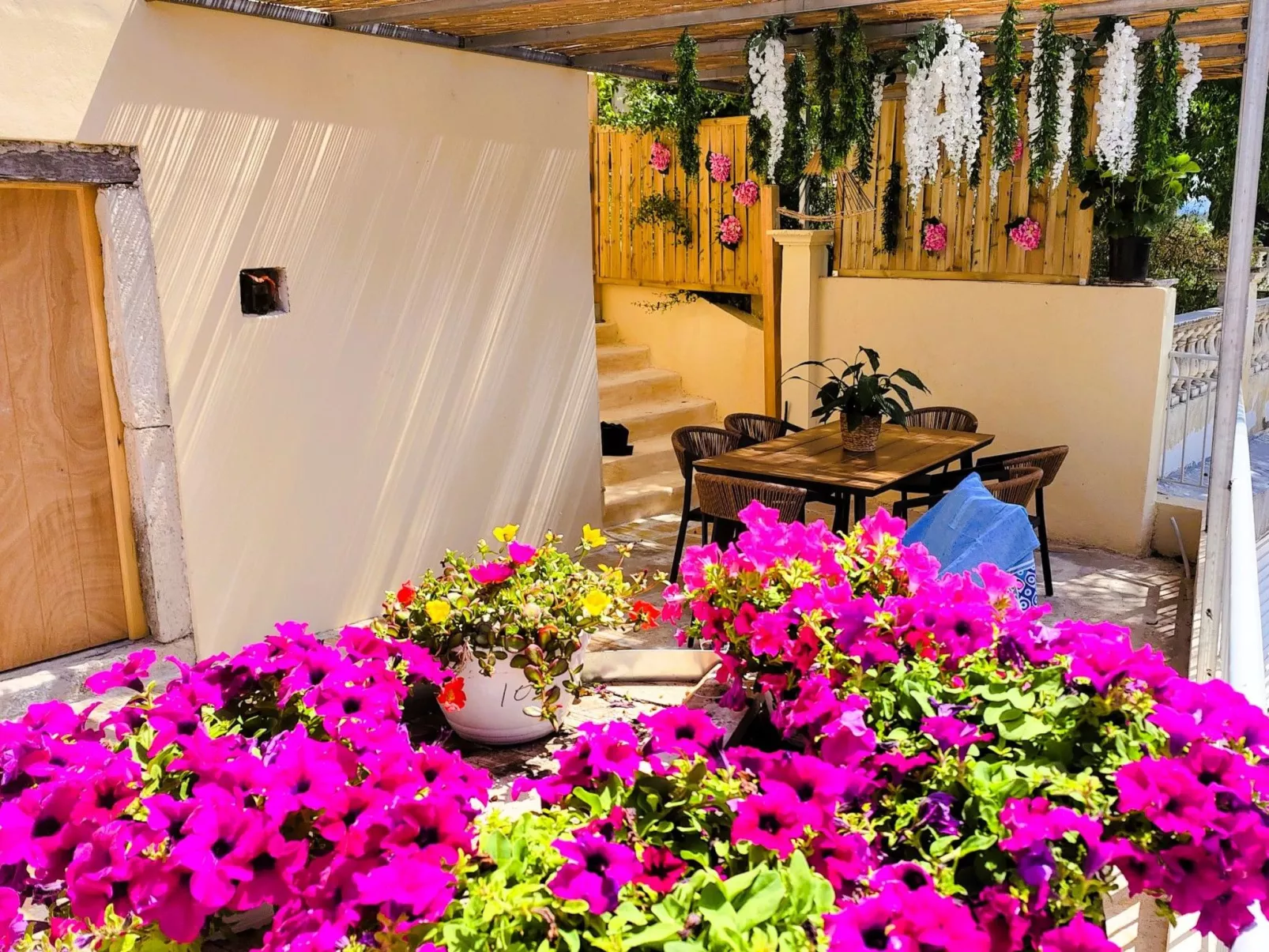 Haus mit drei Schlafzimmern in der Nähe der besten Strände von Korfu-Inside