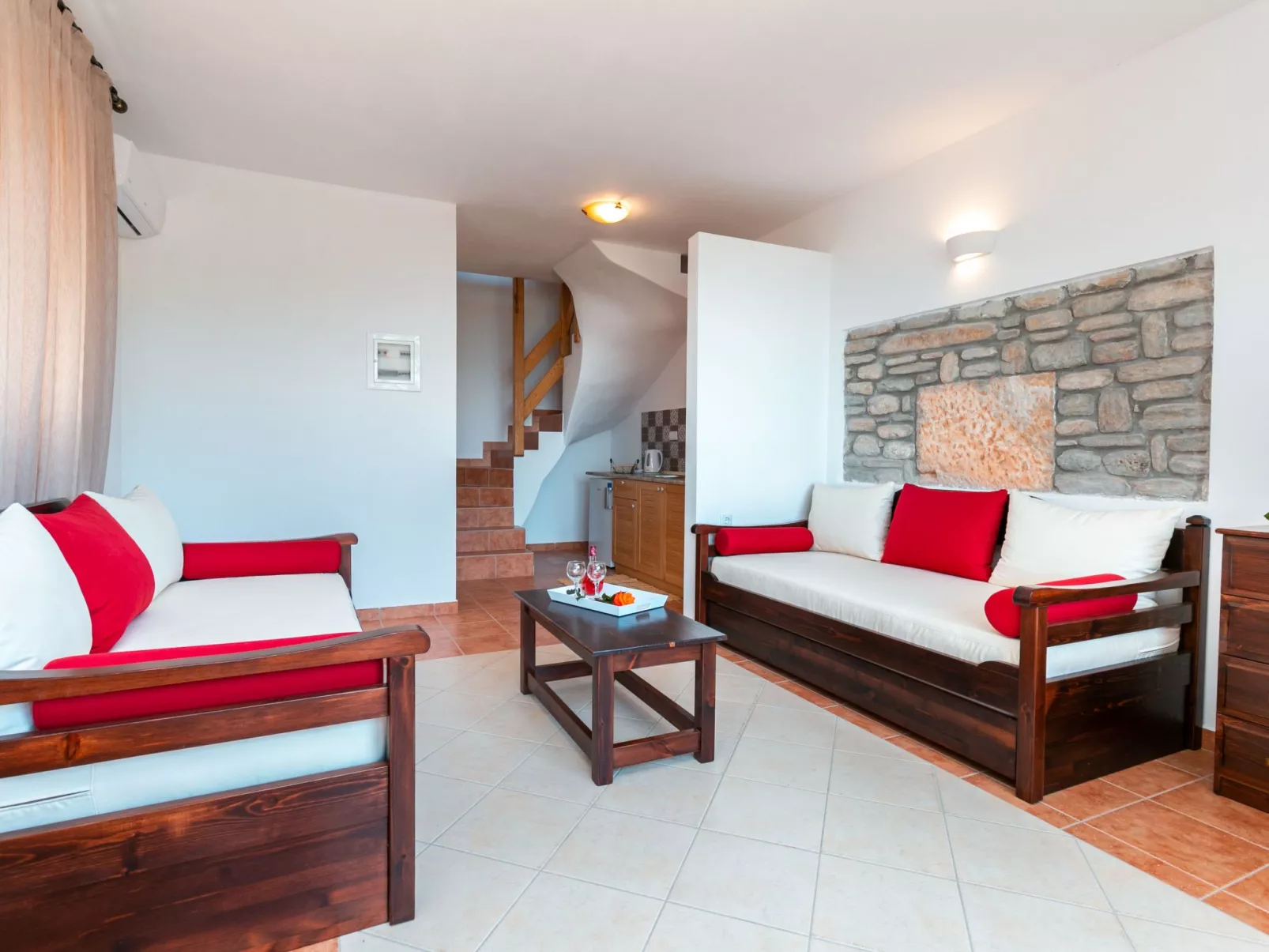 In Thasos mit Garten und Terrasse-Inside