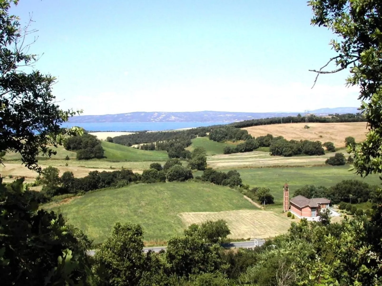 Villa auf dem Seehügel-Draußen