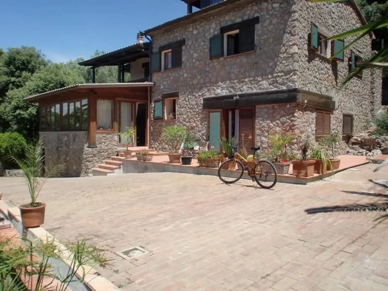 'Villa Paradisino-Outside