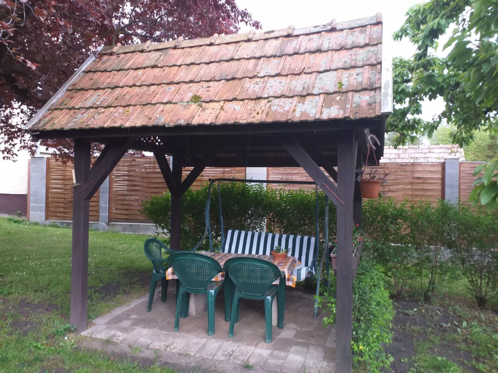 Bequem eingerichtetes Familienhaus für 8 Personen-Dehors