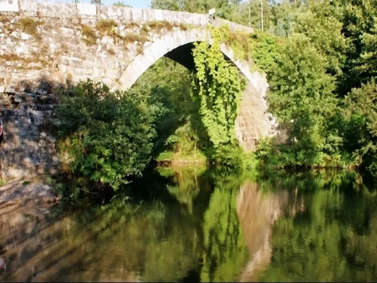 "Großvaters Häuschen" mit Kamin-Draußen