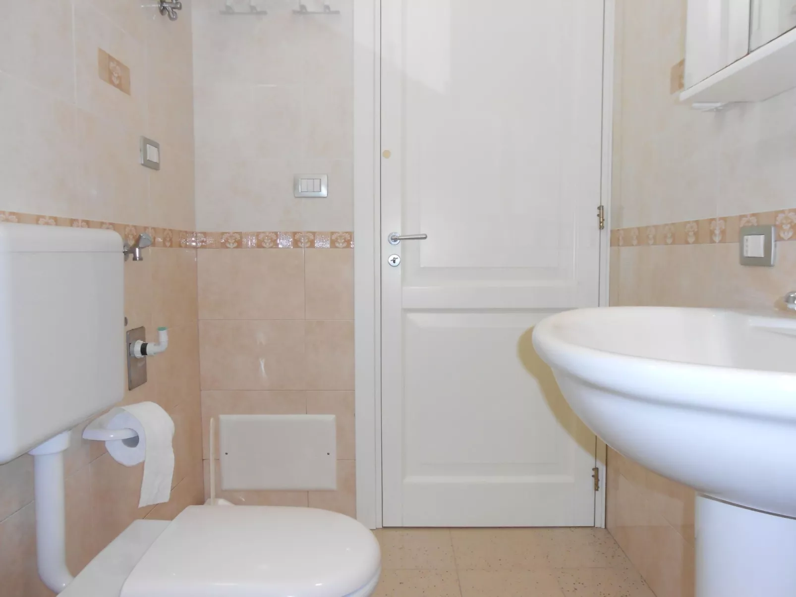 Helles, einladendes Appartement mit überdachter Veranda in Strandnähe-Dedans