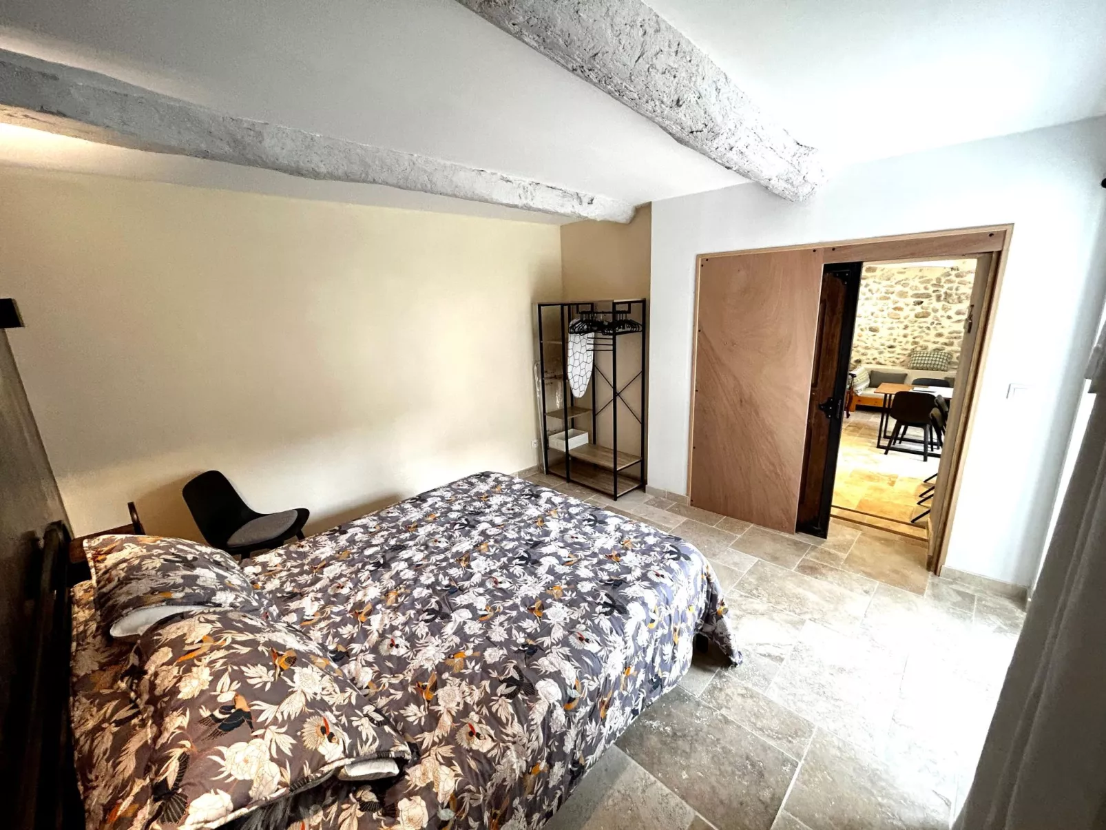 Wohnung mit Kamin-Drinnen