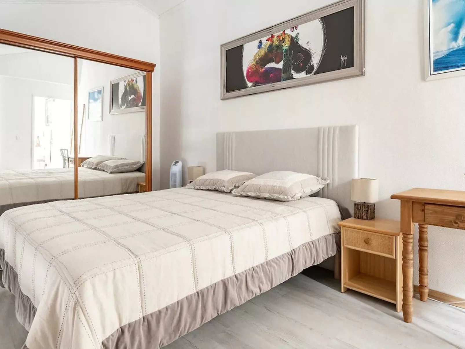 Loft, 300 m vom Meer-Drinnen