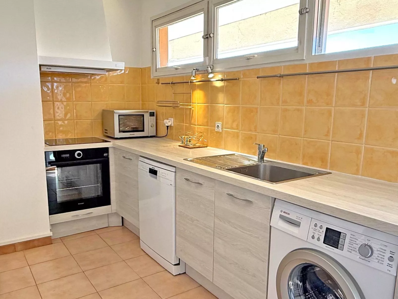 Appt T3 - Clim - Vue fleuve - Sainte Maxime-Inside