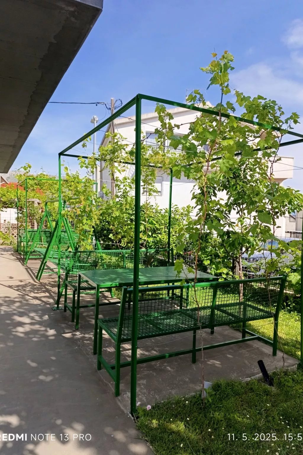 Zimmer mit Garten-Dehors