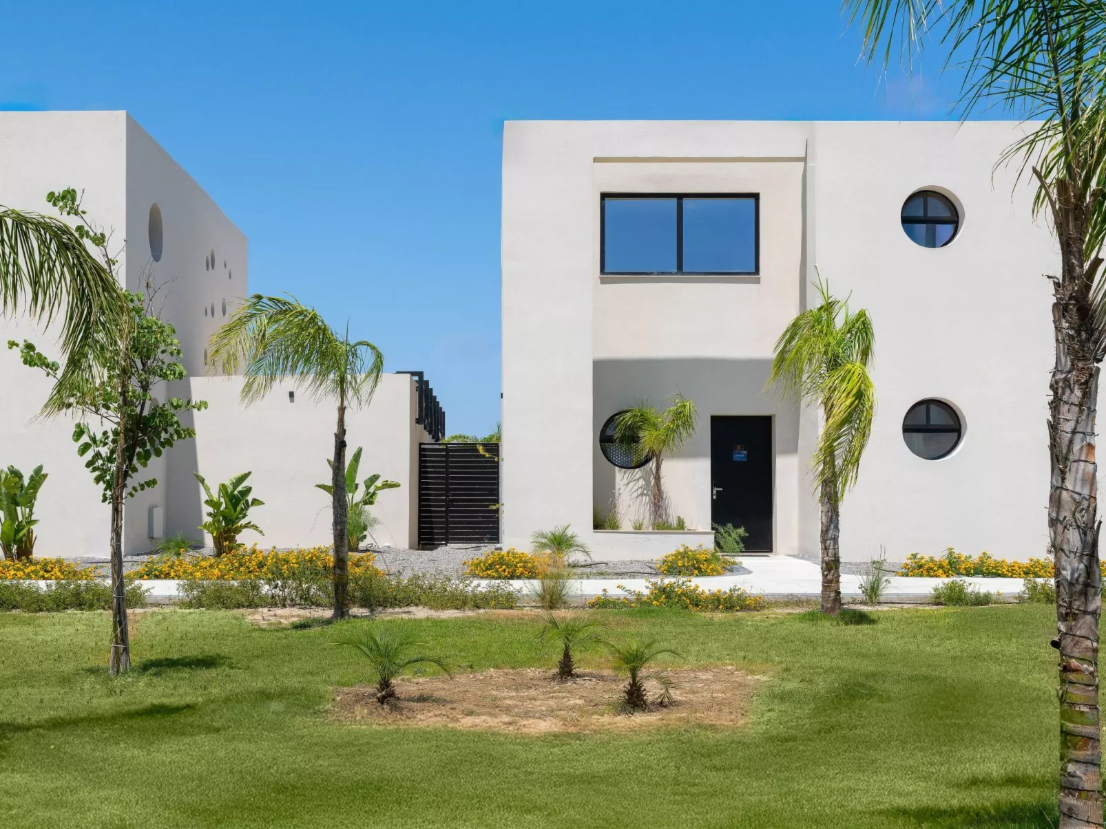 Trapezia Luxury Living -Türkis-Outside