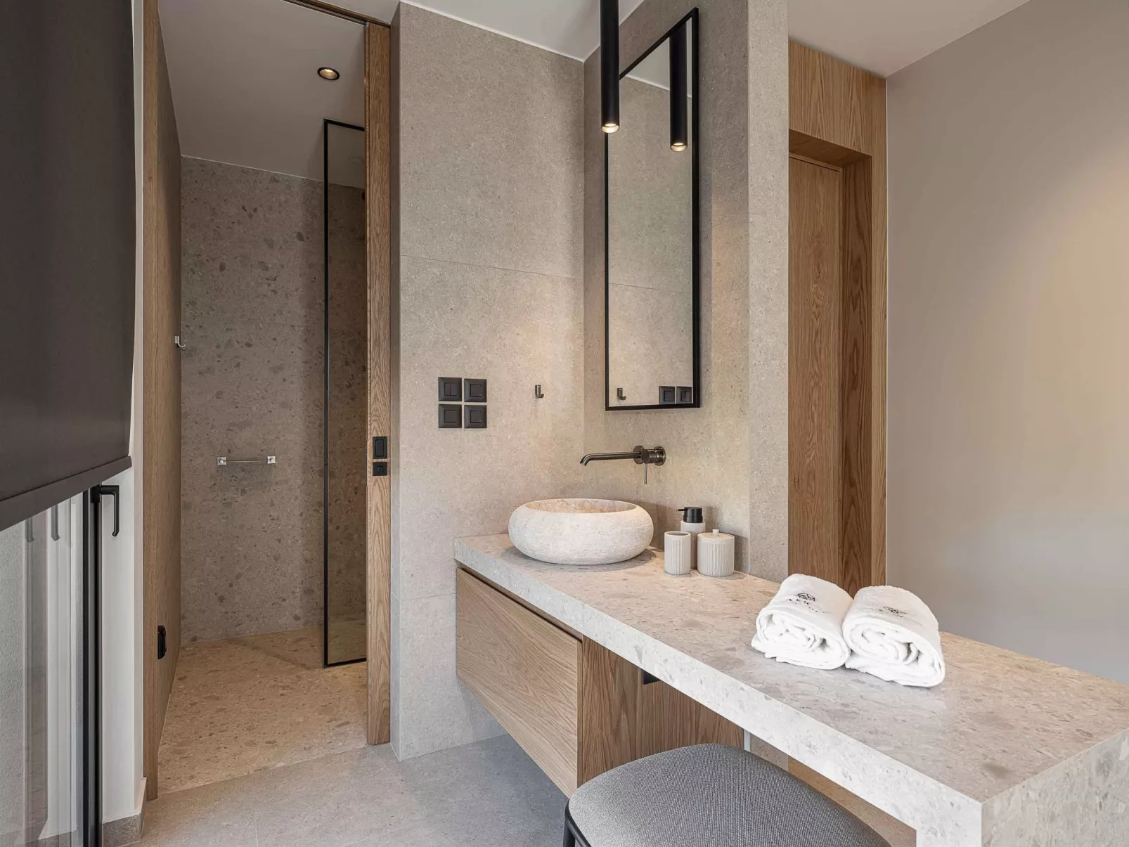 Sancy Luxury Villa-400m Strand, ''Beheizter'' Pool, Fitnessraum-Dedans