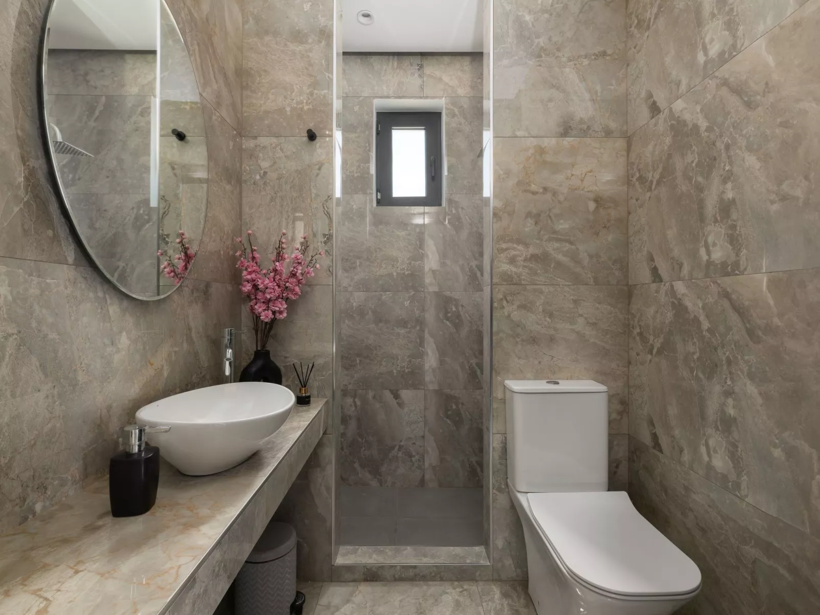 Elysianische Villa in der Nähe des Dorfes Afantou-Dedans