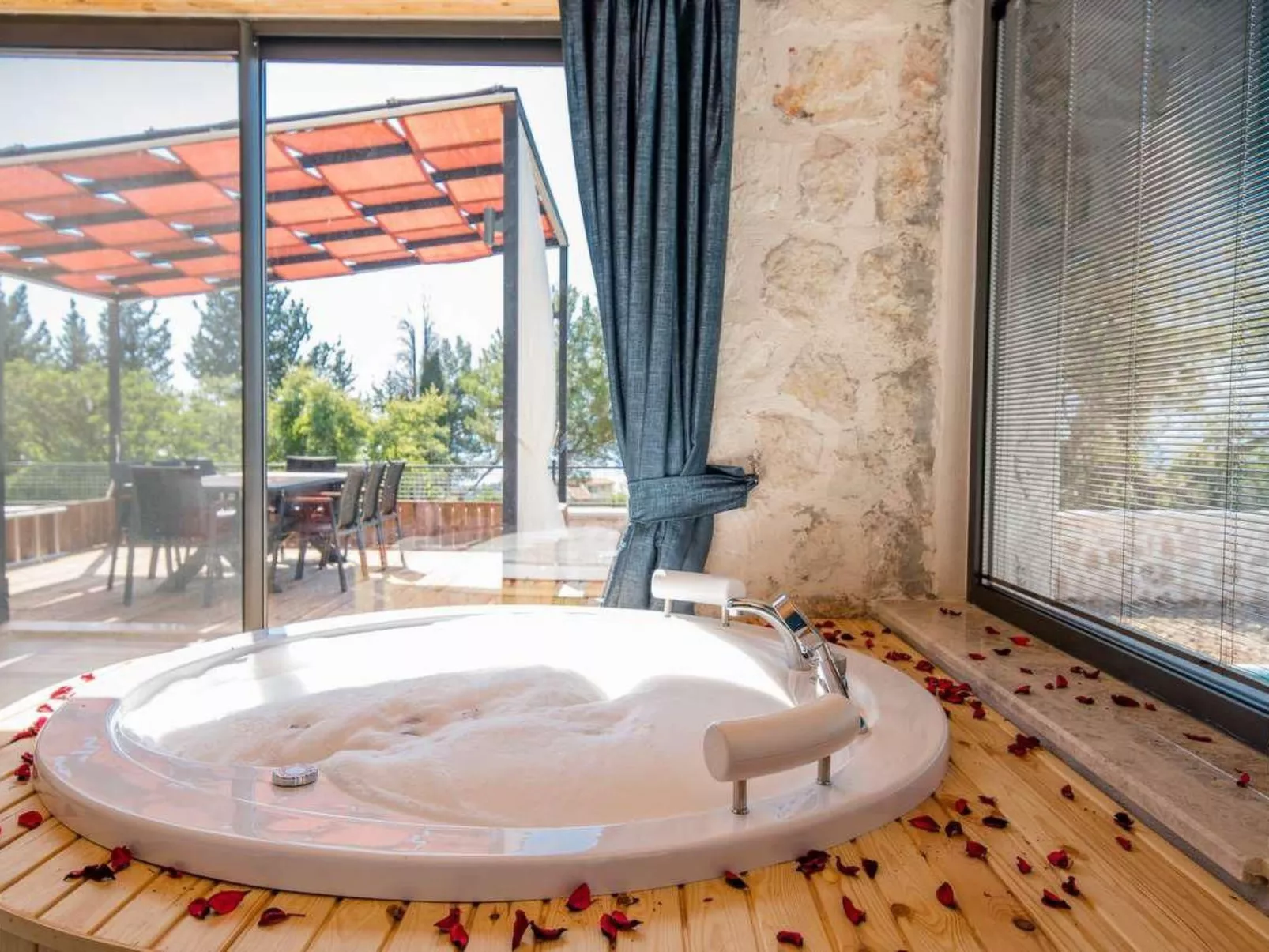 Natursteinvilla-Dedans