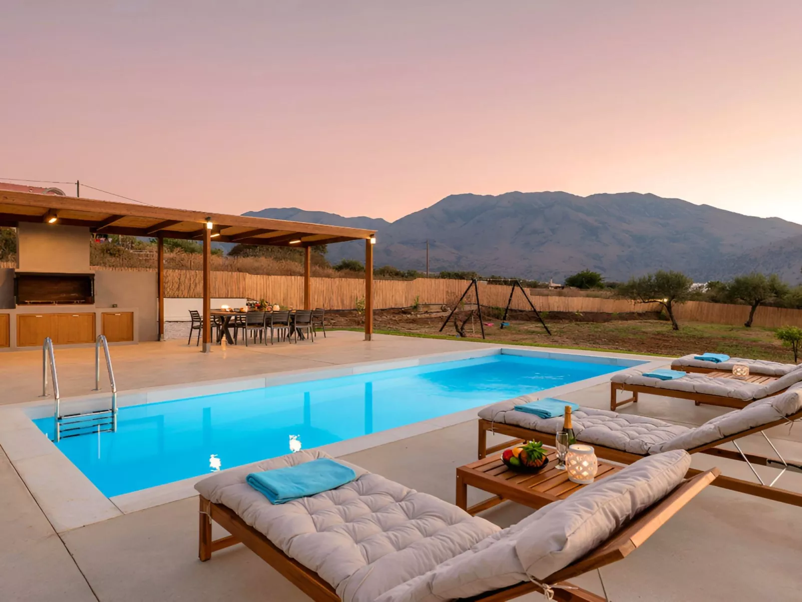 "Vegghera Villa" mit Bergblick-Inside