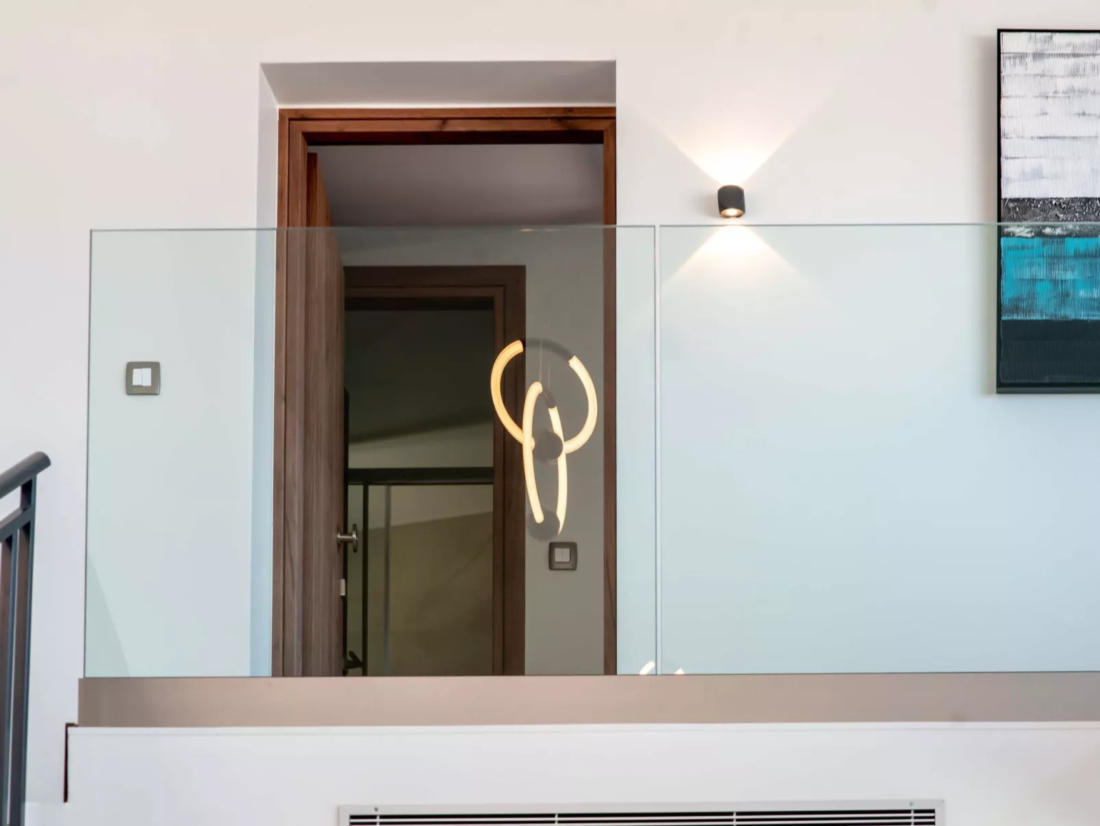 Villa Solis -100m zum Meer und ''Free'' Beheizter Pool-Inside