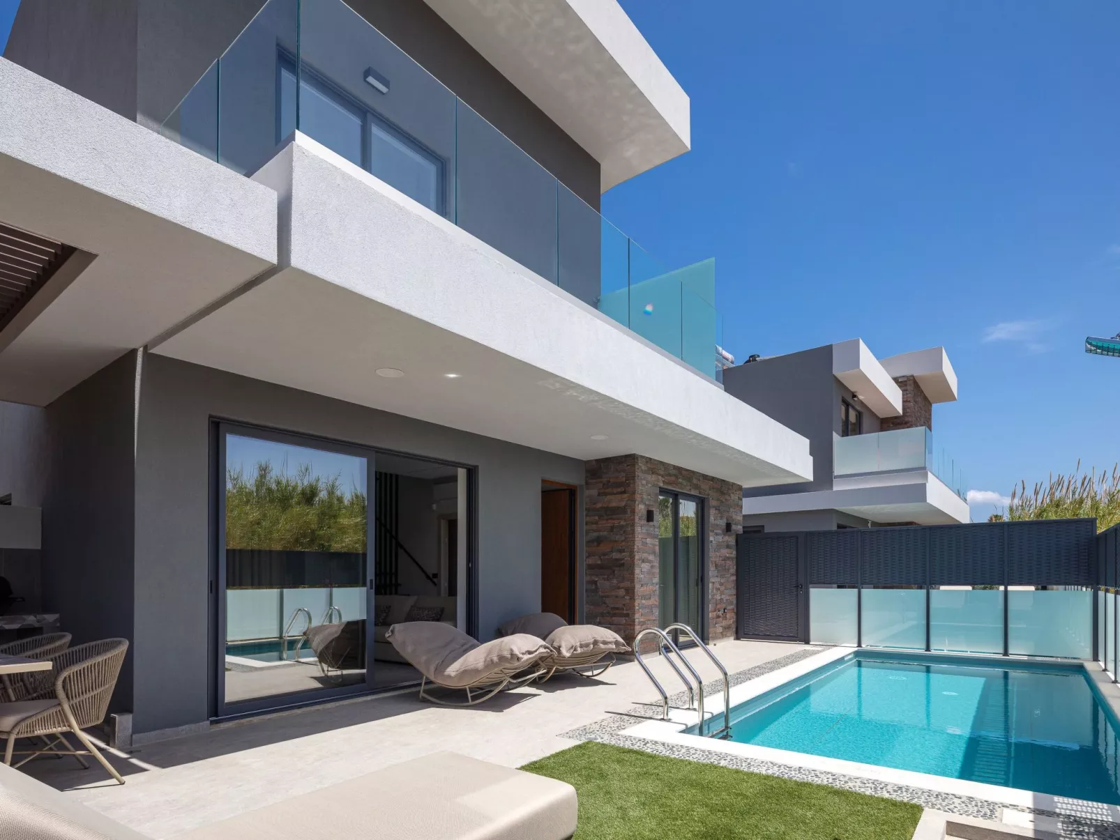 VillaSaints I - Pool und BBQ, Spaziergang zum Strand-Inside