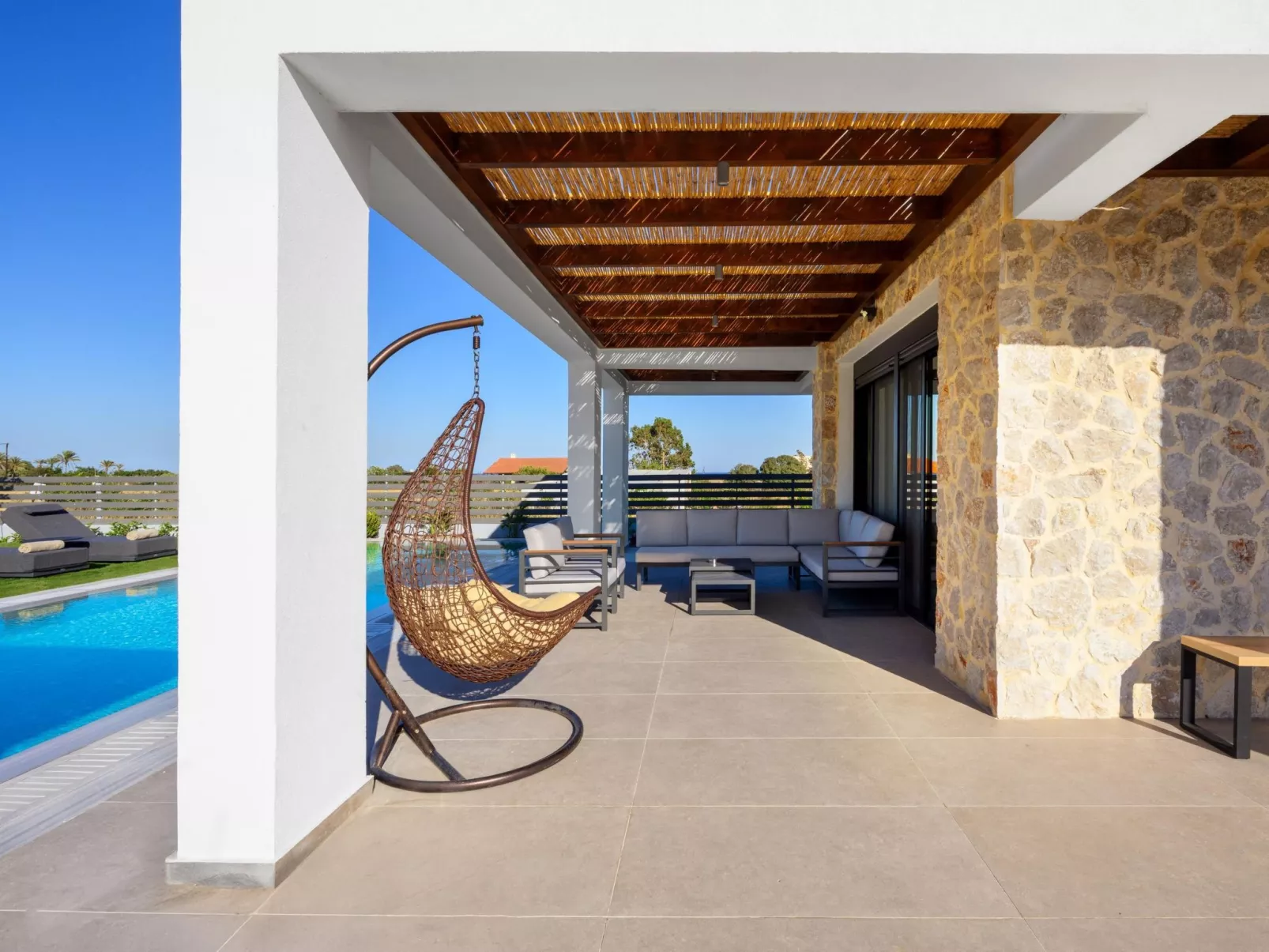 Terra Magna- Alba Villa-Outside