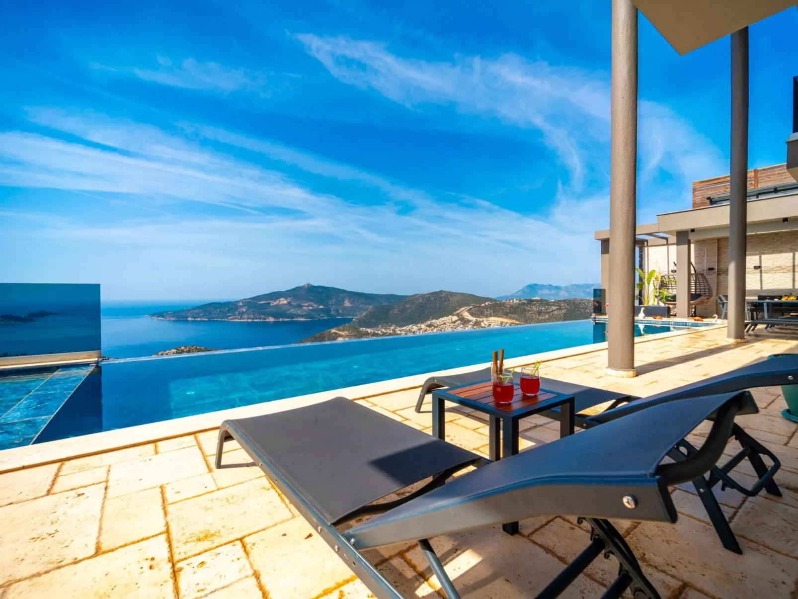 Moderne Luxusvilla mit Meerblick-Inside