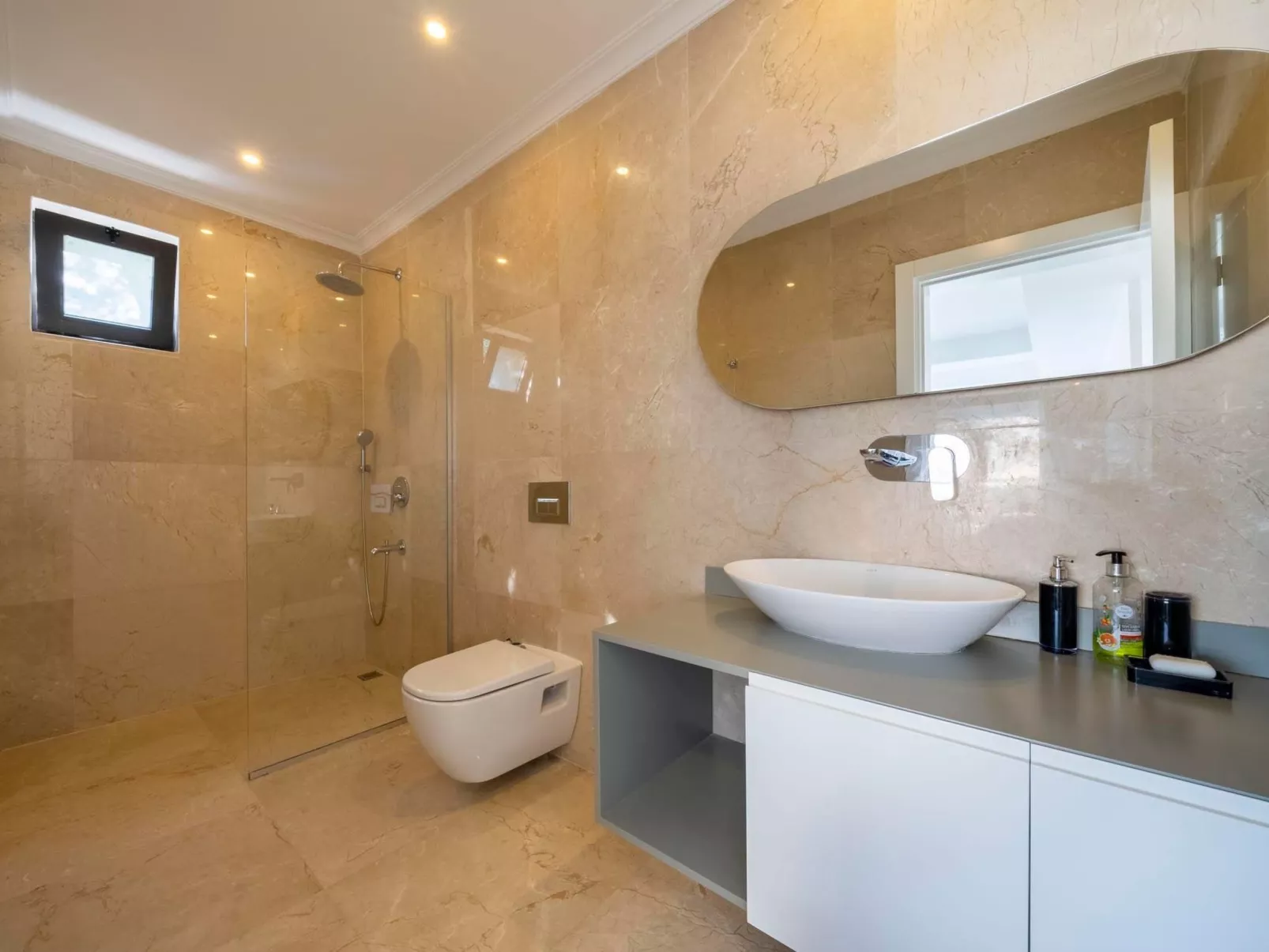 Villa Arden Ege mit Pool für 10 Personen-Drinnen