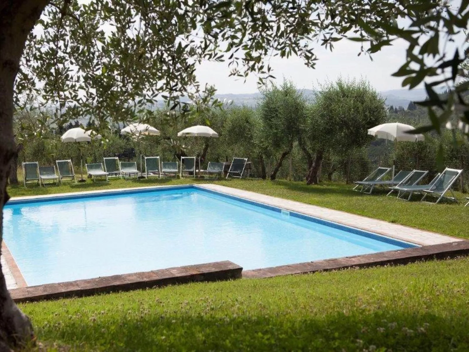 'Pini capponi' mit Pool-Dehors