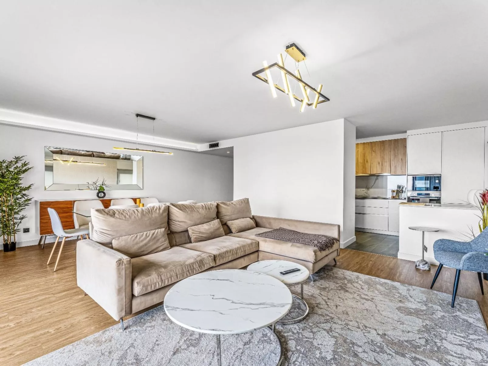 "Saolucas Apartment TopLocation"-Image-tags.info