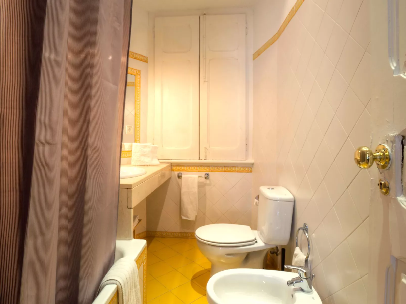 Studio für 19 Personen und 1 Kind in Lissabon-Inside