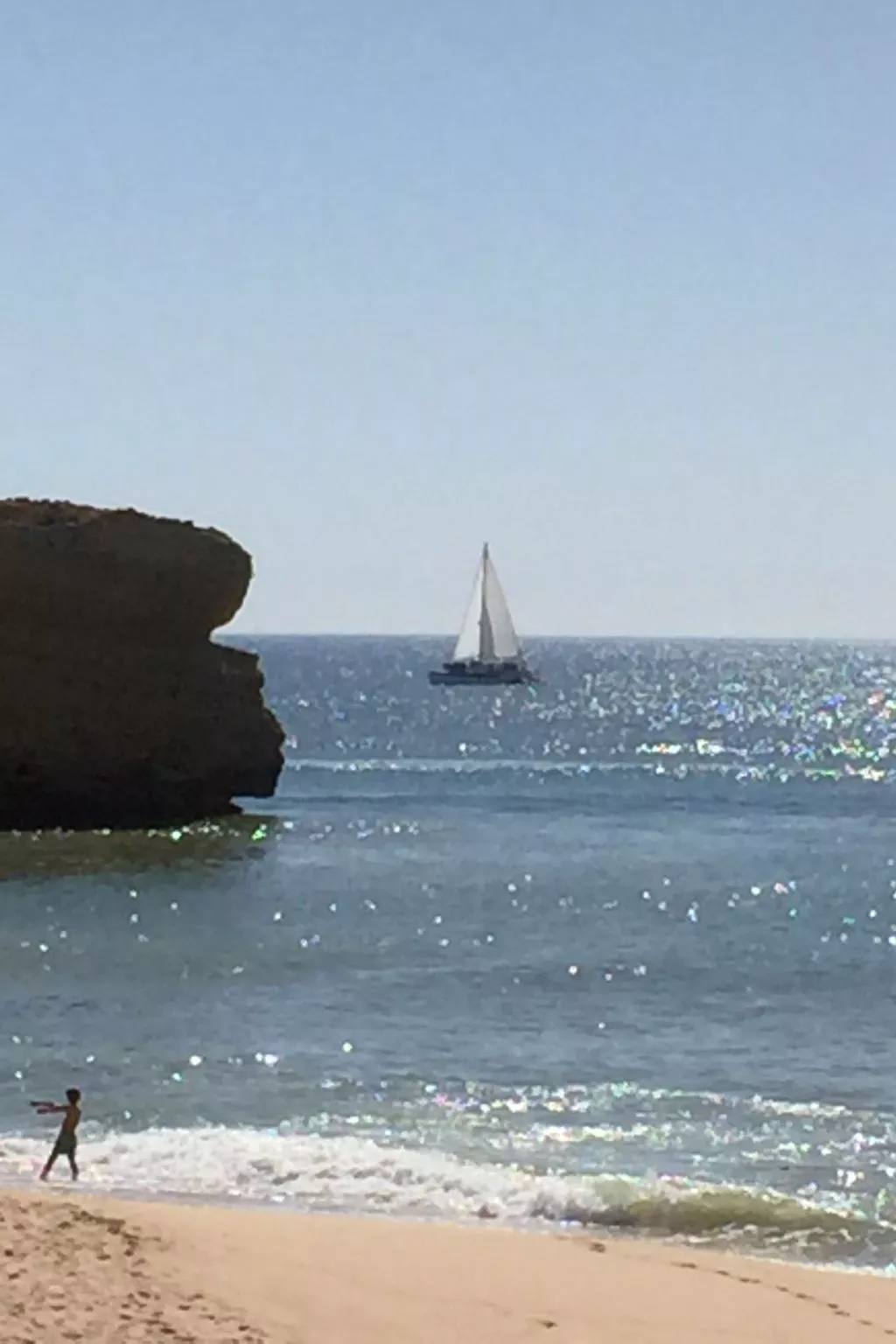 Zwei-Bett-Apartment mit großem Pool-Image-tags.info