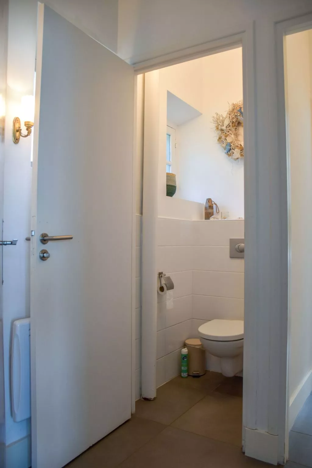 Villa mit großem Grundstück direkt am Mer-Inside