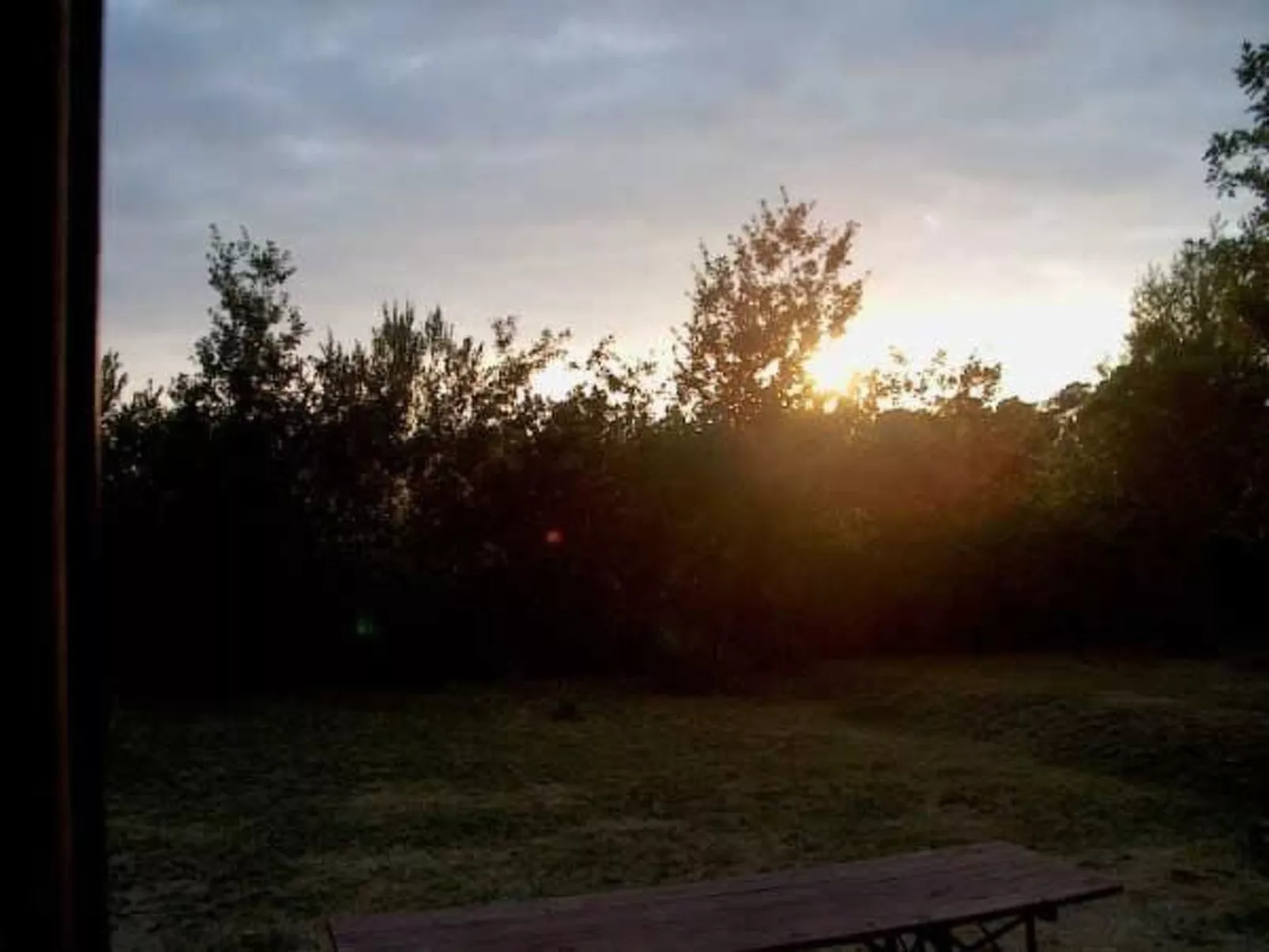 Gemütliches Ferienhäuschen im Grünen mit Terrasse-Dedans