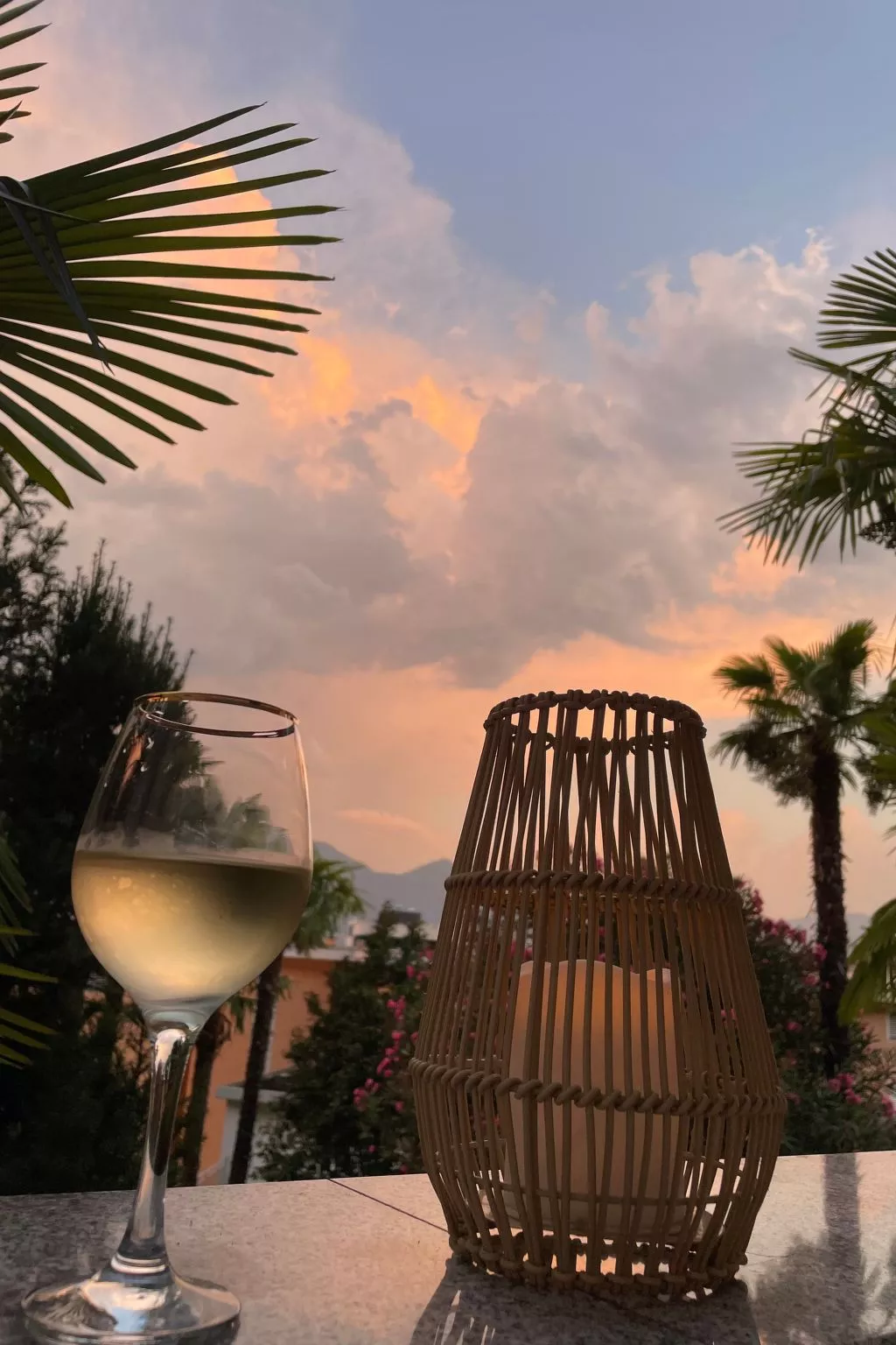 Villa Romantica-Inside