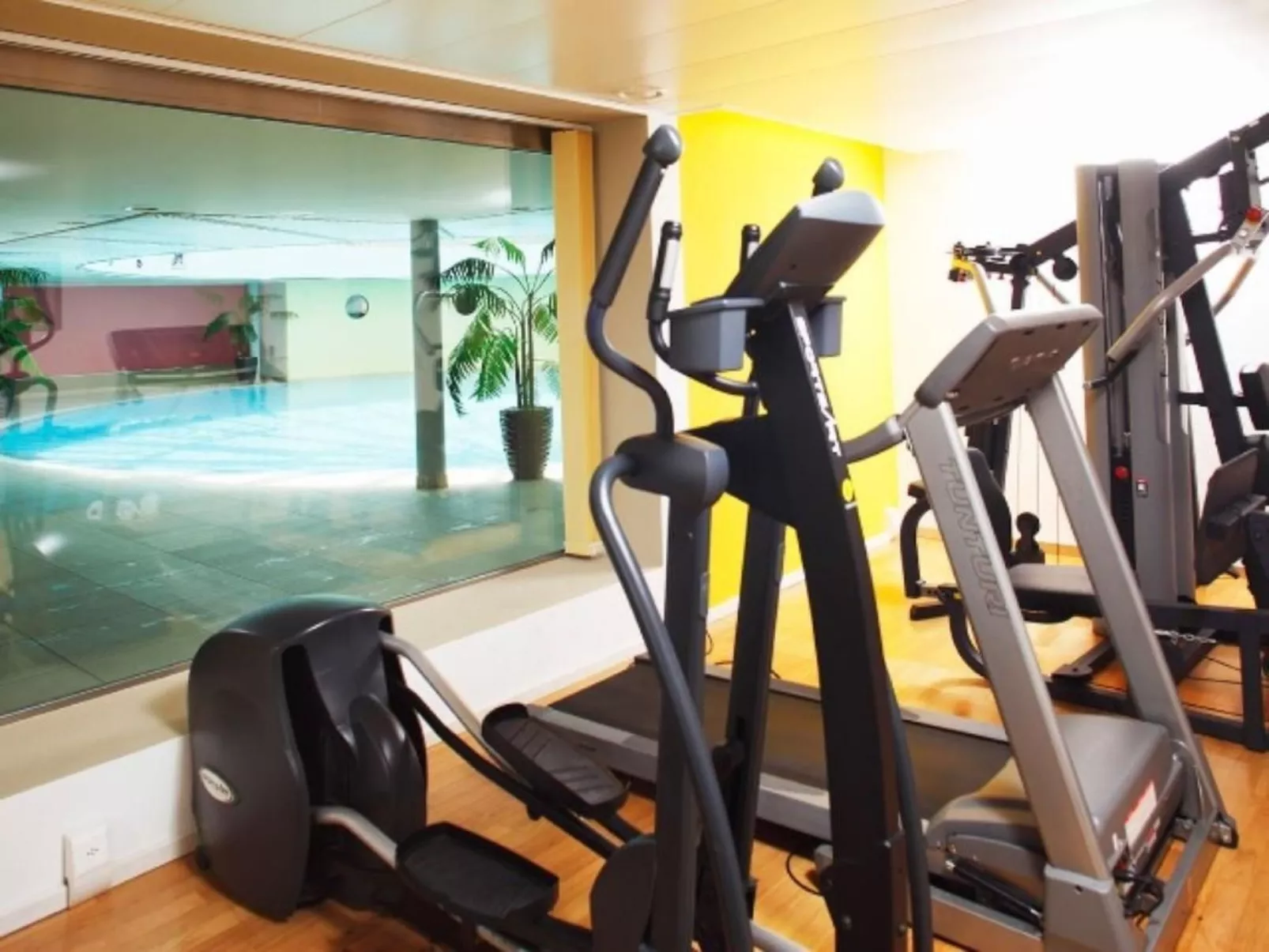 Golf Ranch, 1er Stock-Dedans