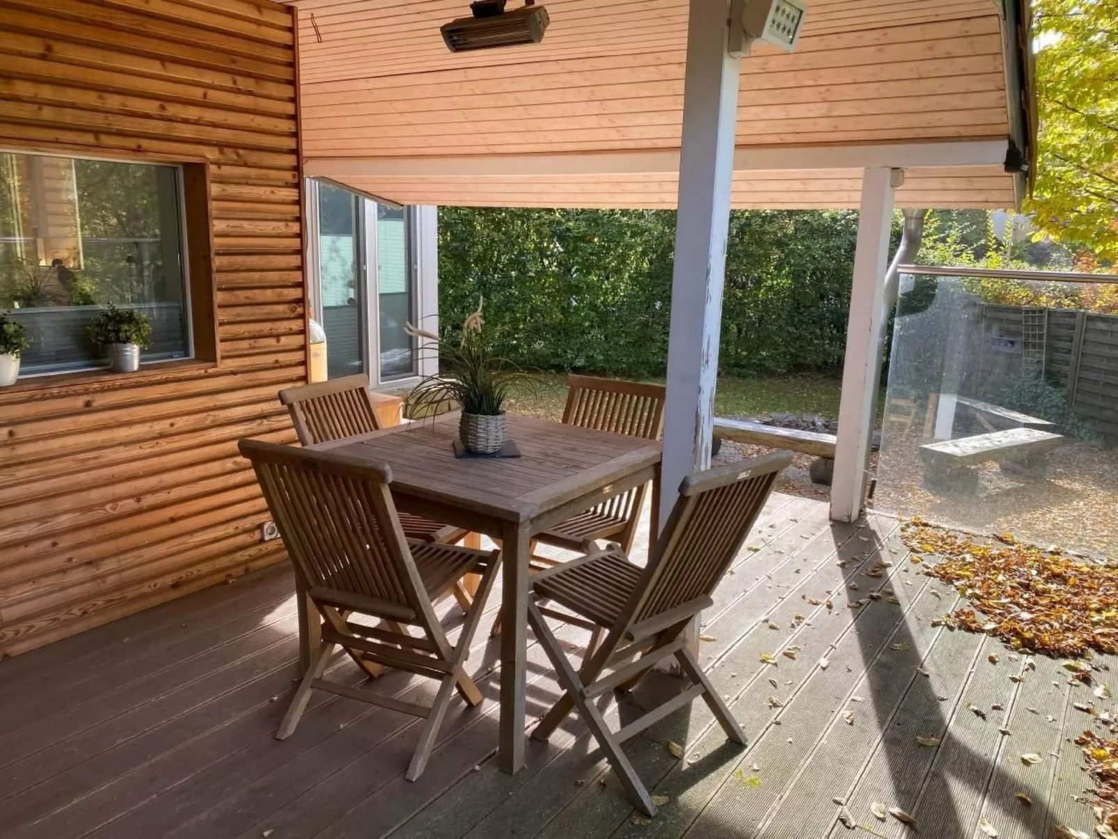 Das Haus am See-Drinnen