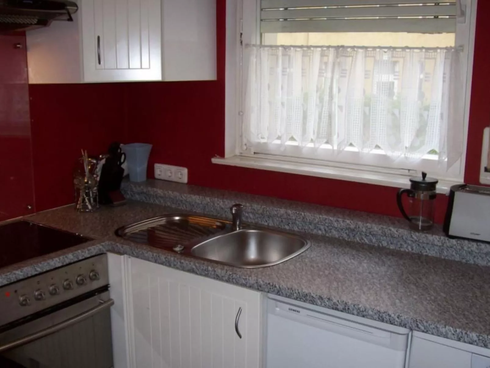 Stylische Ferienwohnung mit Südbalkon in Messenähe-Drinnen