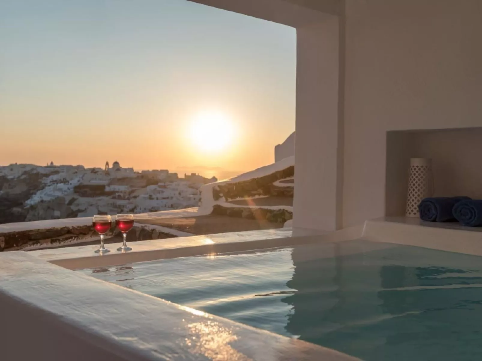 Charaktervolle Villa mit Tauchbecken und fantastischer Aussicht-Outside