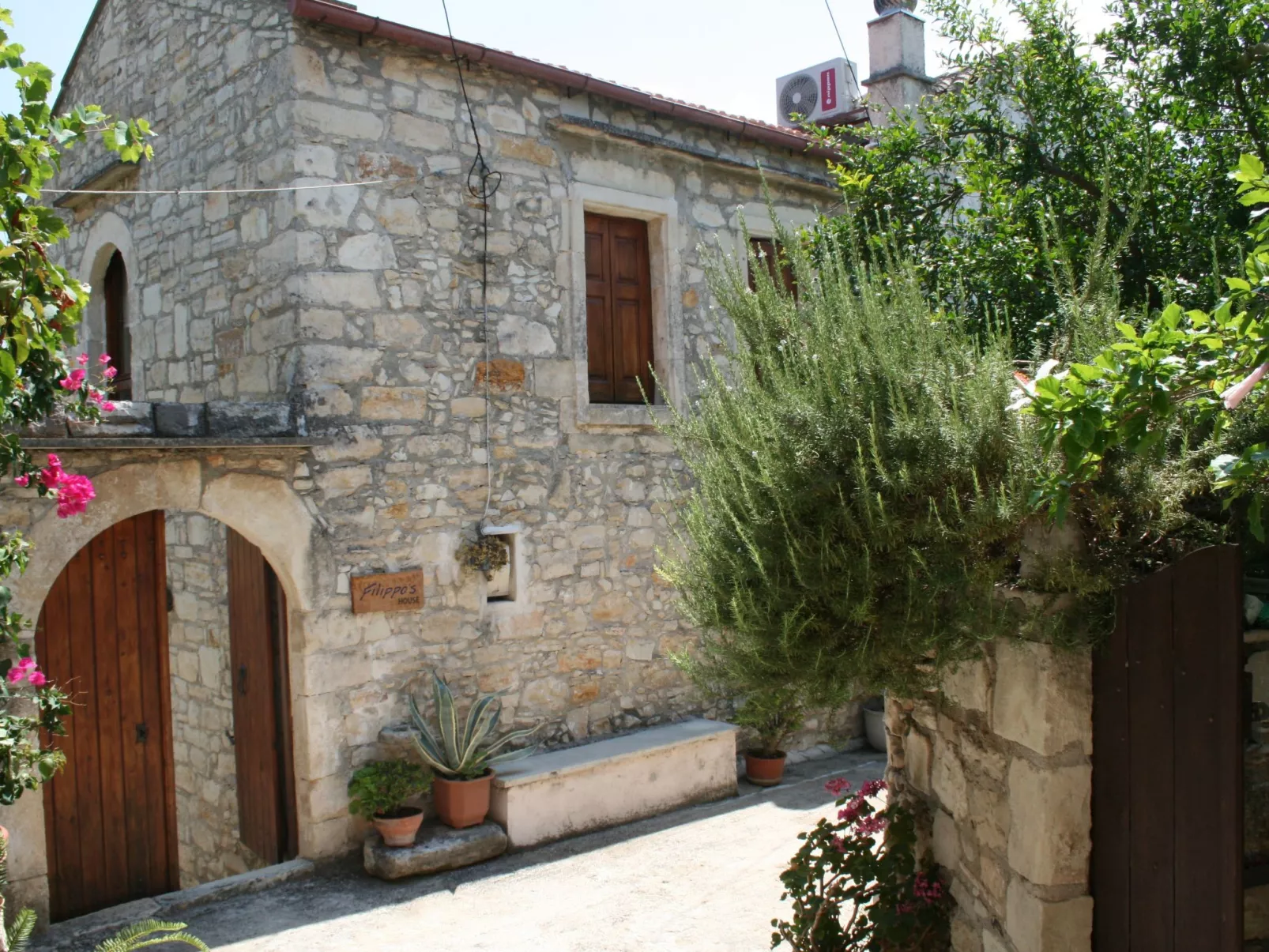 In Douliana mit Großem Balkon-Inside