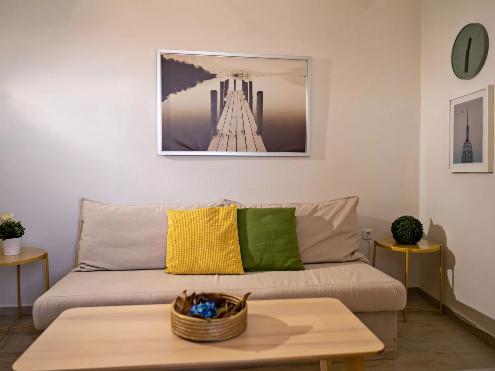 Wohnung Castello Wohnungen mit Balkon-Dedans