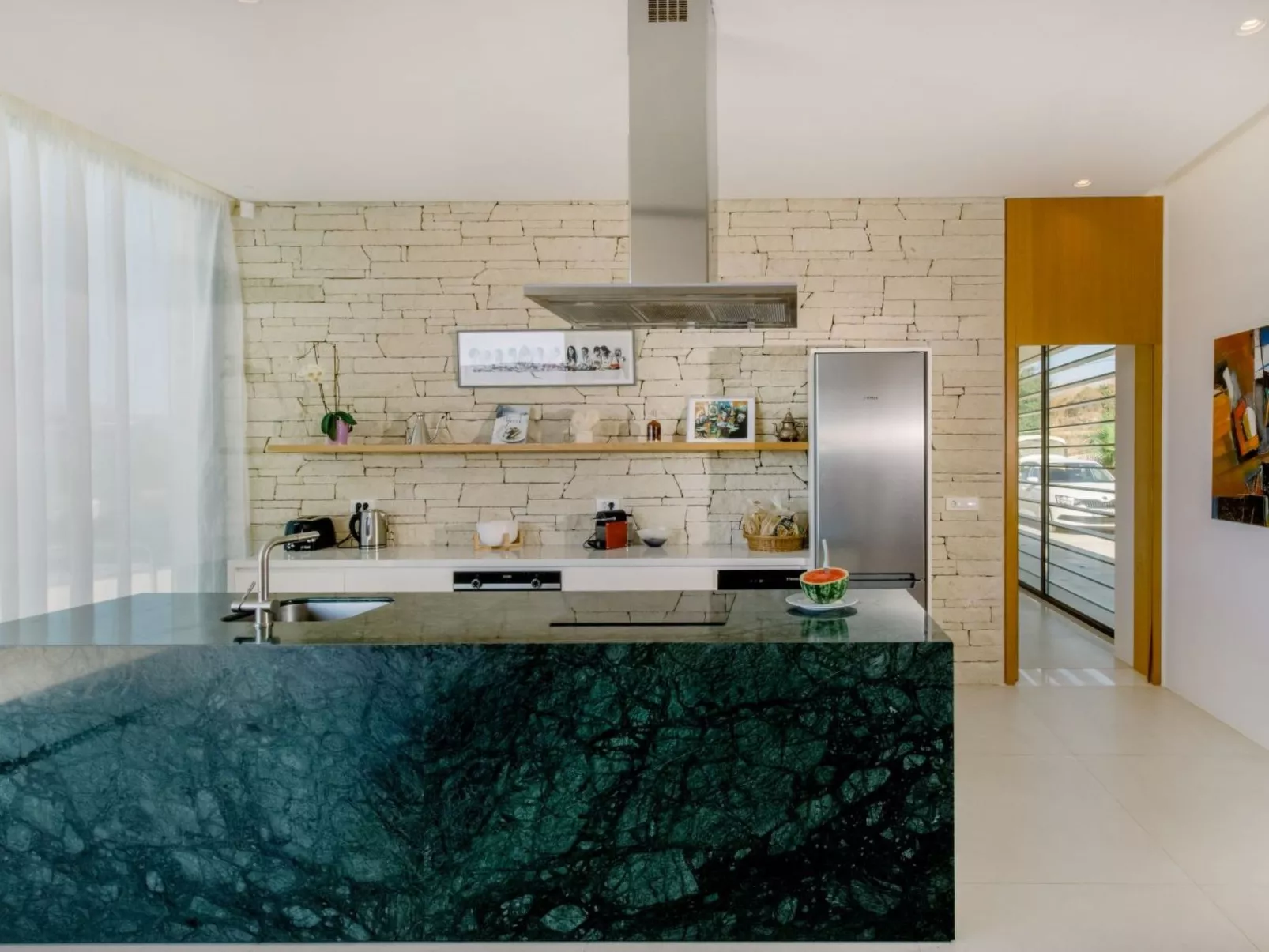 Neue einzigartige Villa mit atemberaubender Aussicht in Strandnähe-Drinnen