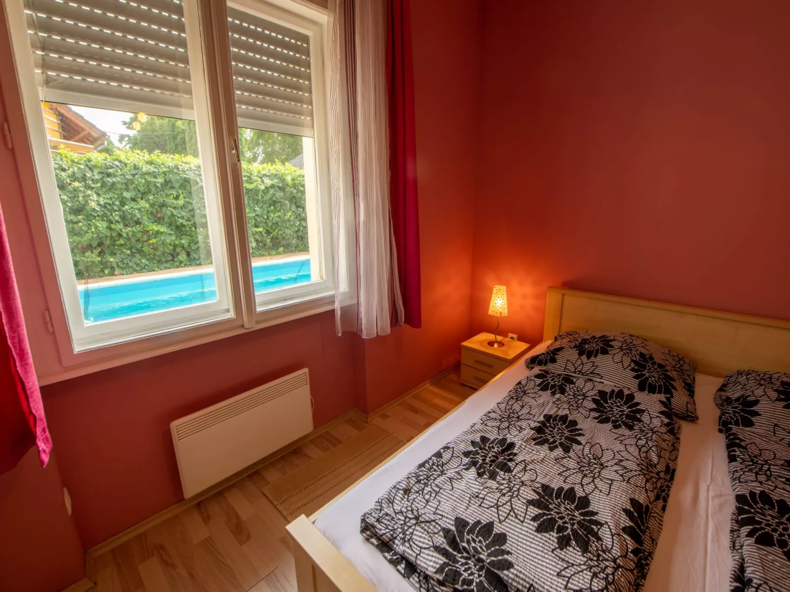 Privathaus mit Pool und Garten in Siofok-Drinnen