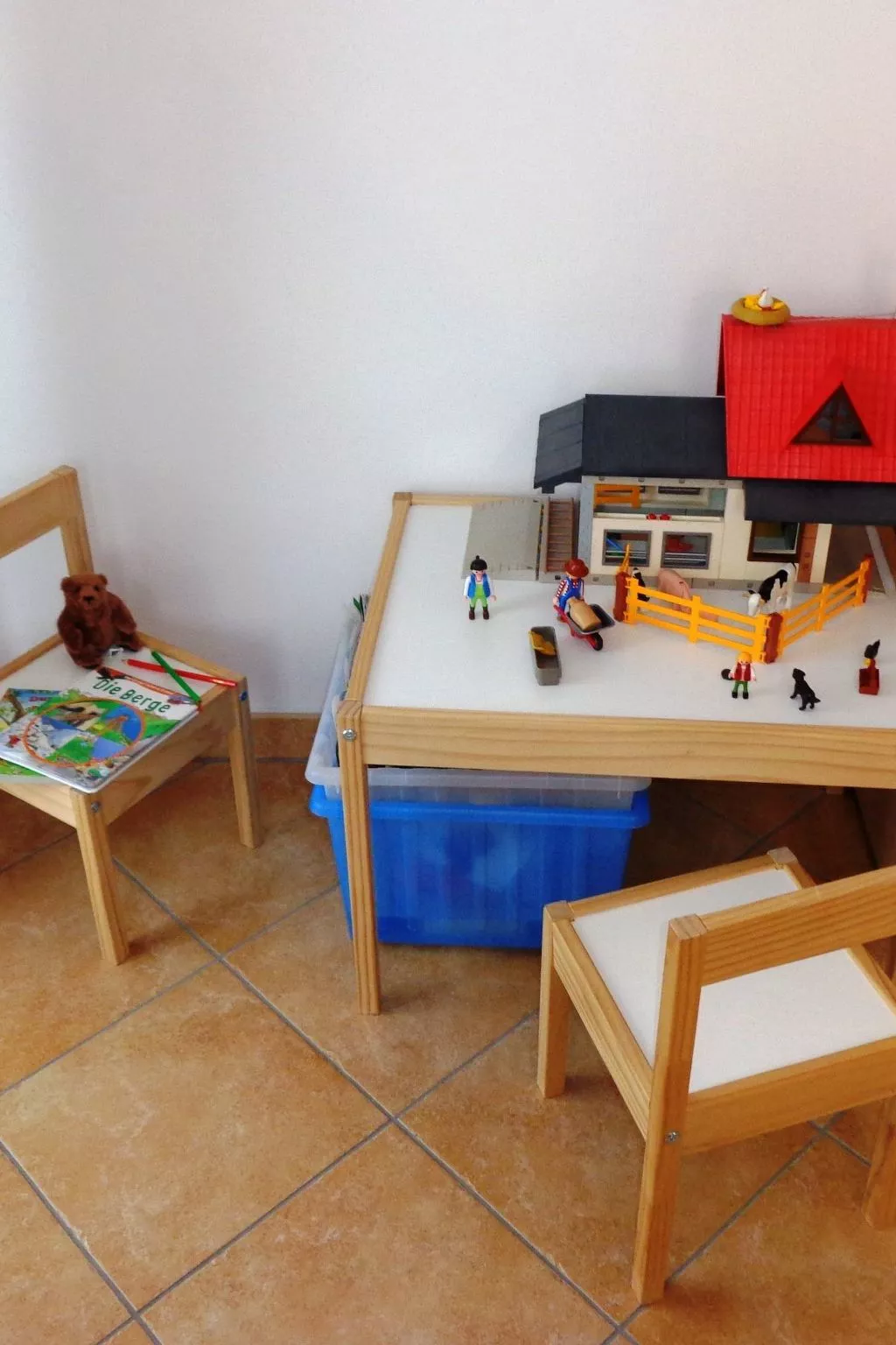 Mit Terrasse auf einem Bauernhof-Drinnen