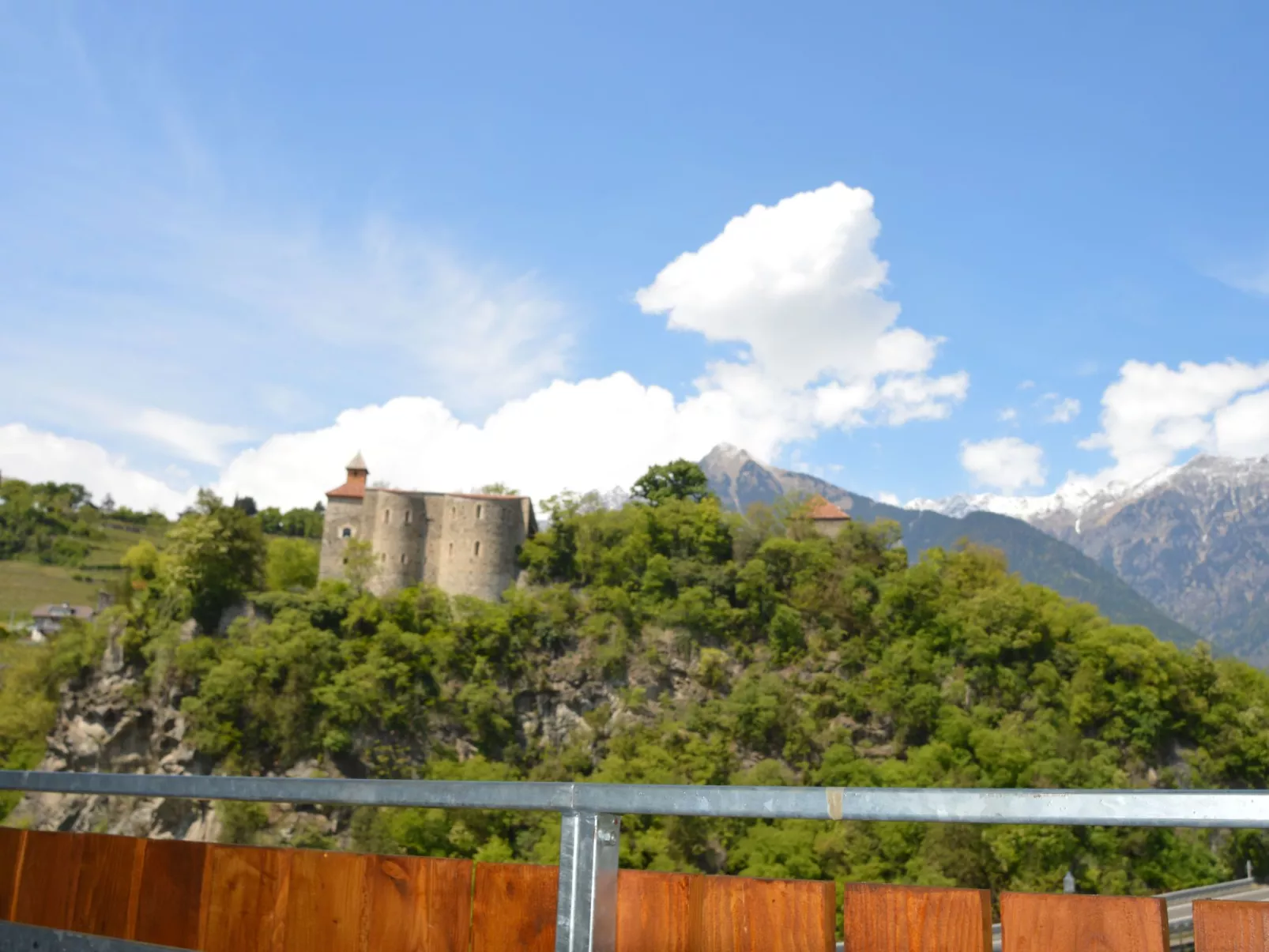 Moderne Ferienwohnung mit Balkon und Pool-Inside