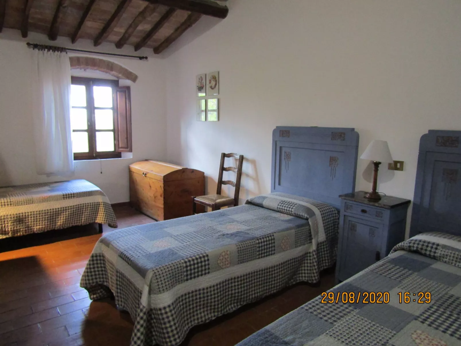 'Den Haag' mit eigenem Pool-Inside