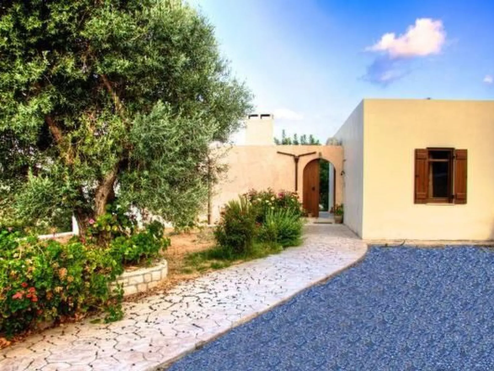 Angenehmes Haus mit Grill, Pool und Terrasse-Dedans