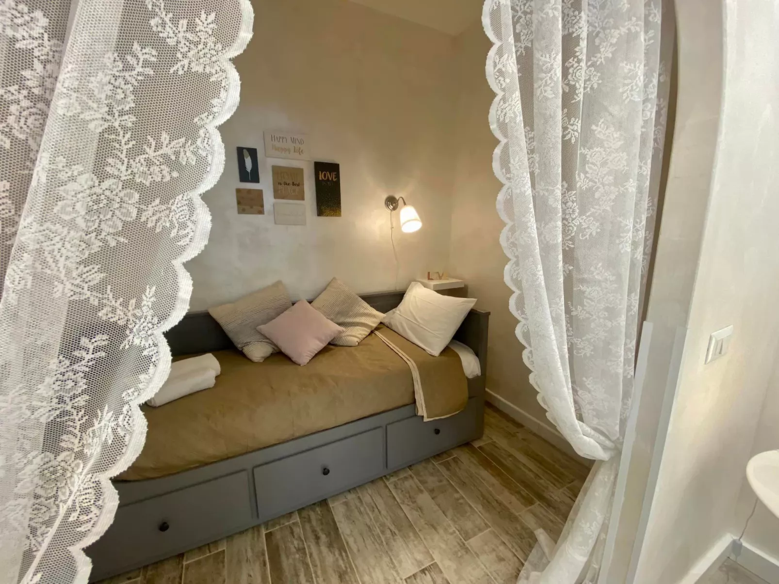 'Luxury Appia Domus-Inside