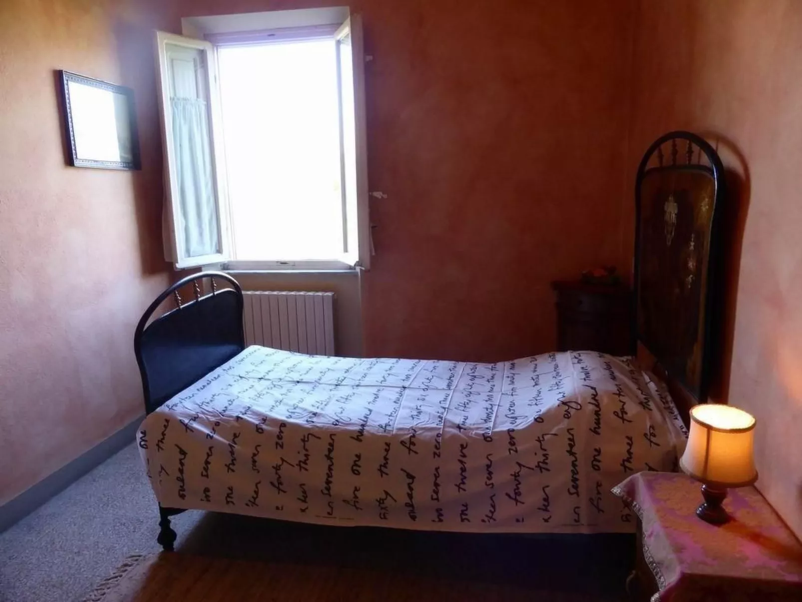 Unterkunft in einer Villa, Schwimmbad und großer Garten-Drinnen