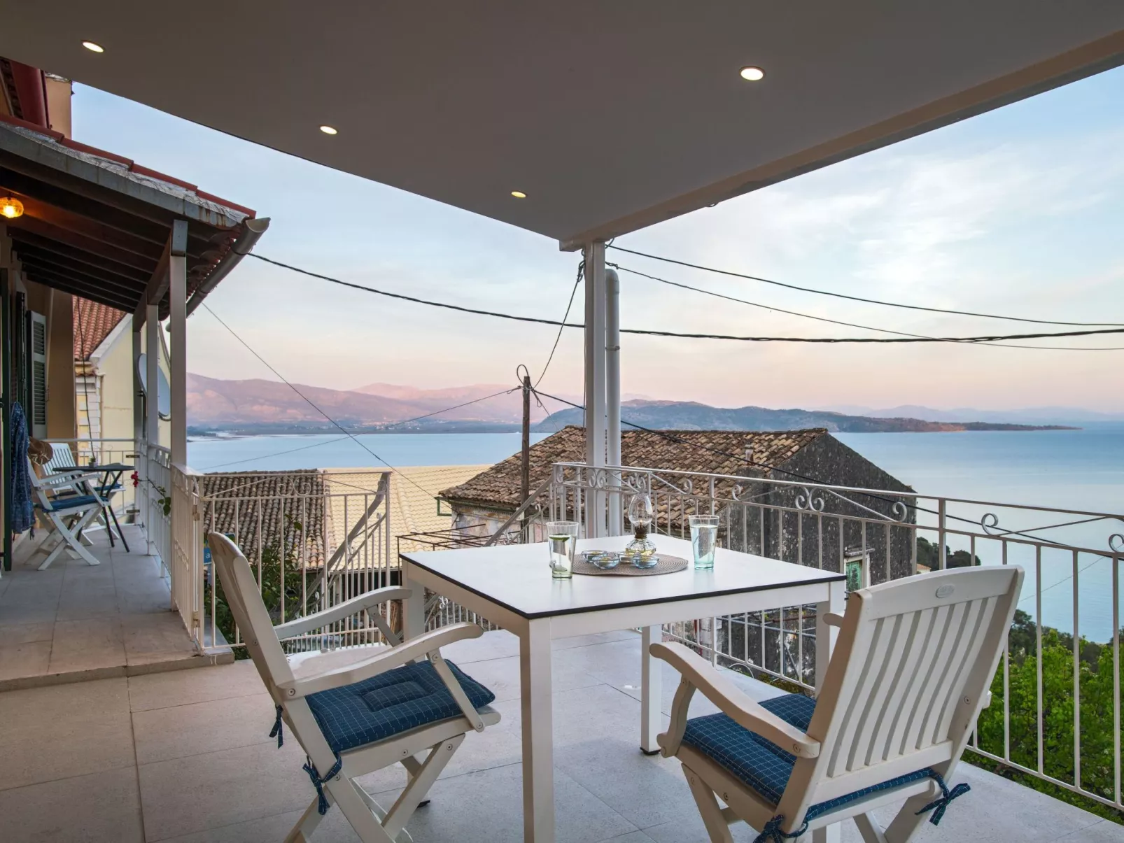 Studio mit atemberaubendem Blick auf das Meer-Inside