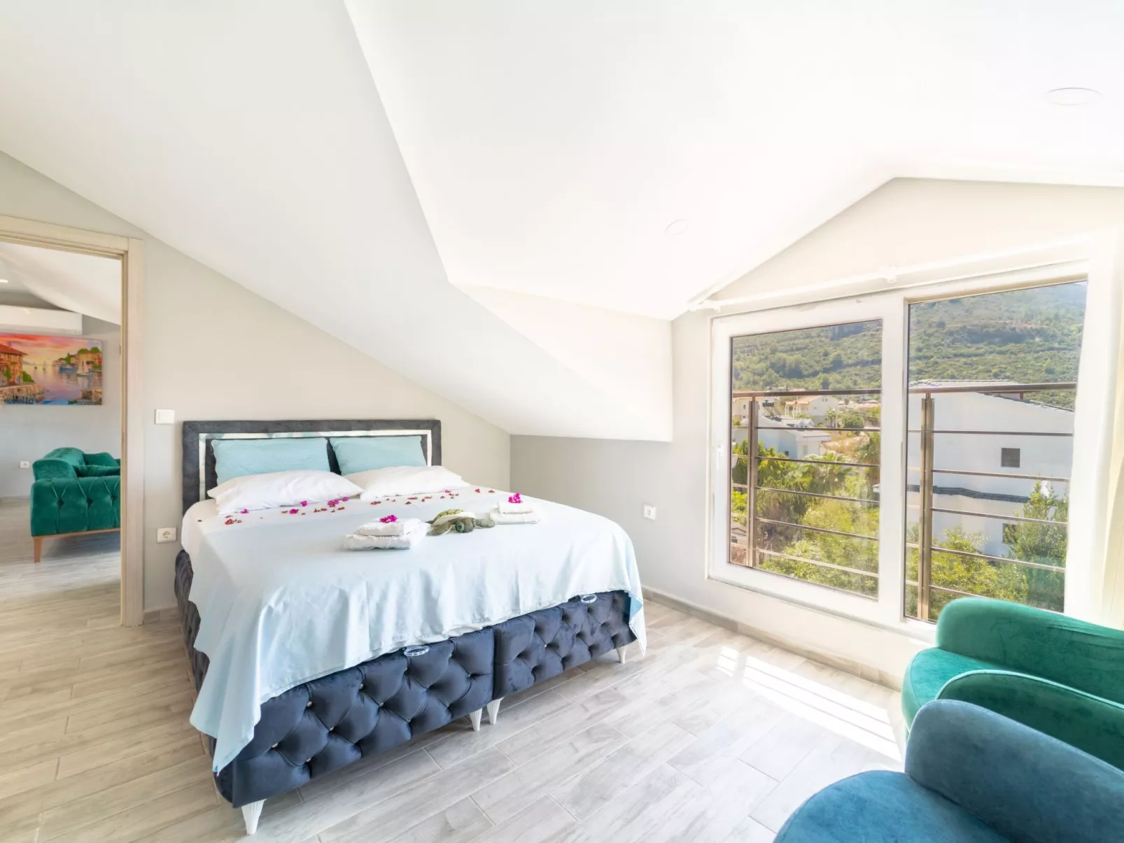 Sea View Loft-Drinnen