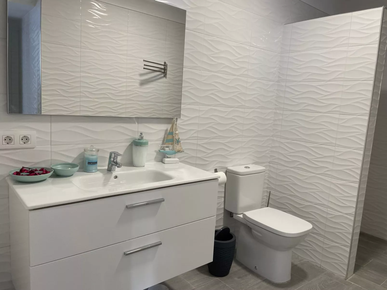 Apartamento vacacional "2 Schlafzimmer Suite eigener Pool"-Drinnen