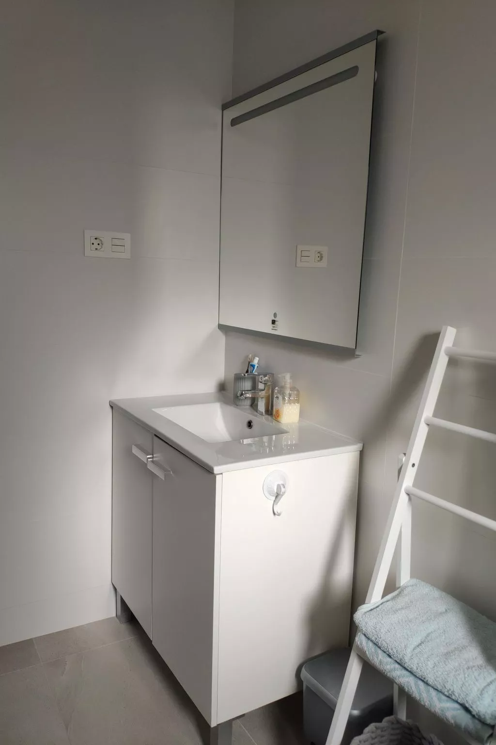 "Arenas house" mit Pool-Dedans